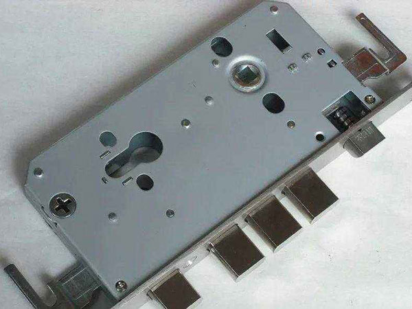 武强24小时上门开锁公司